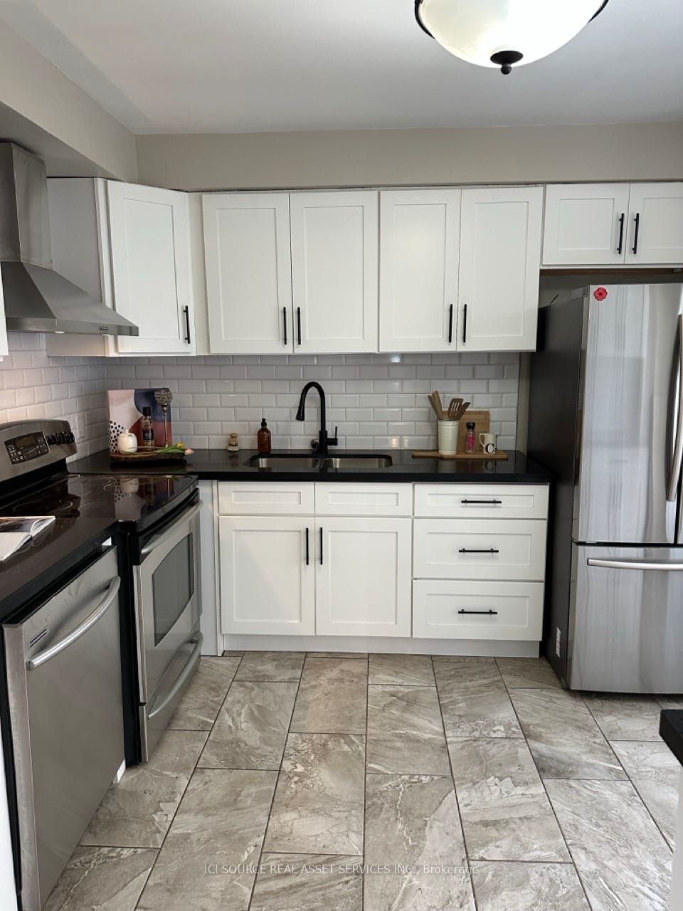 Photo of Listing #X12527528