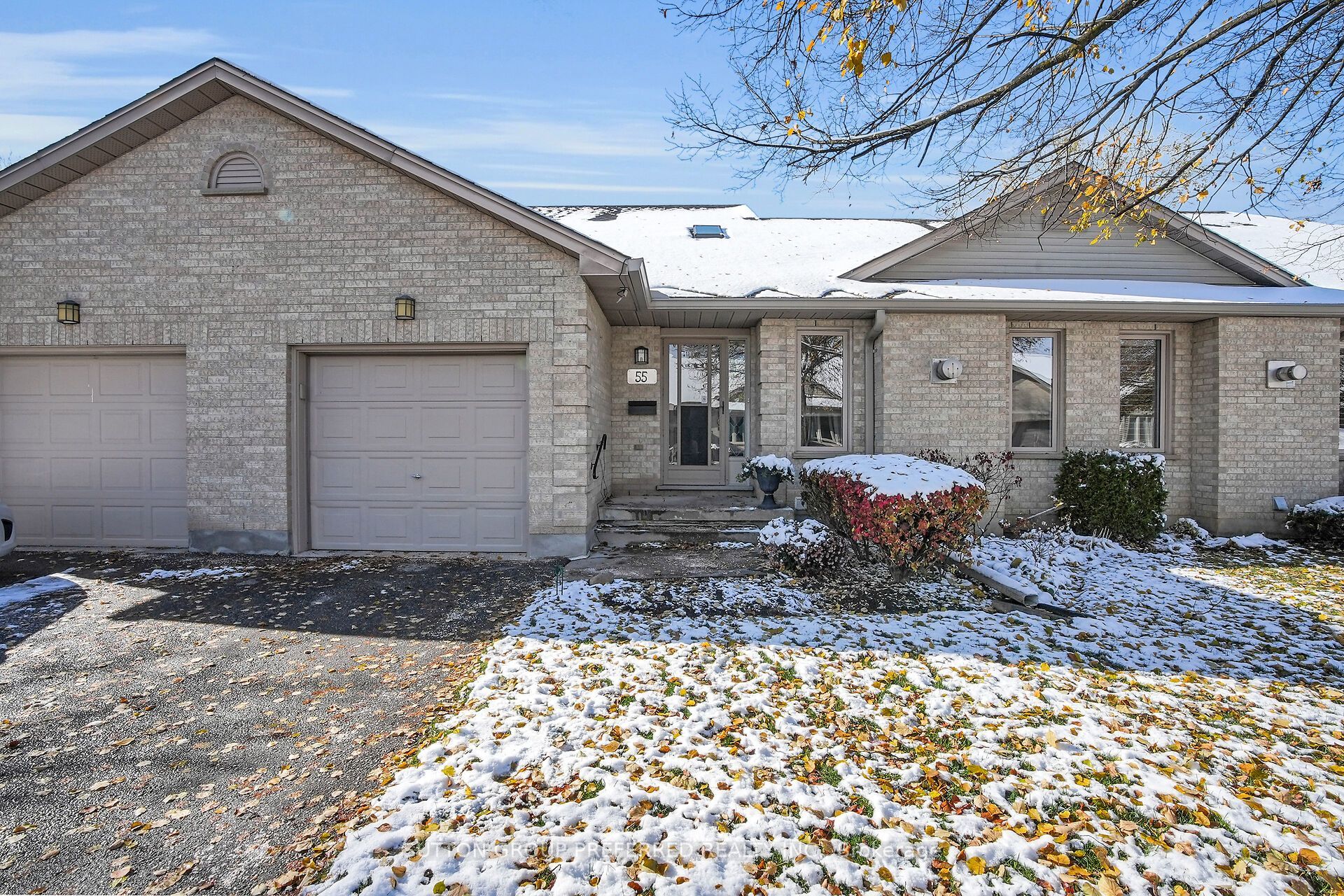 Photo of Listing #X12540372