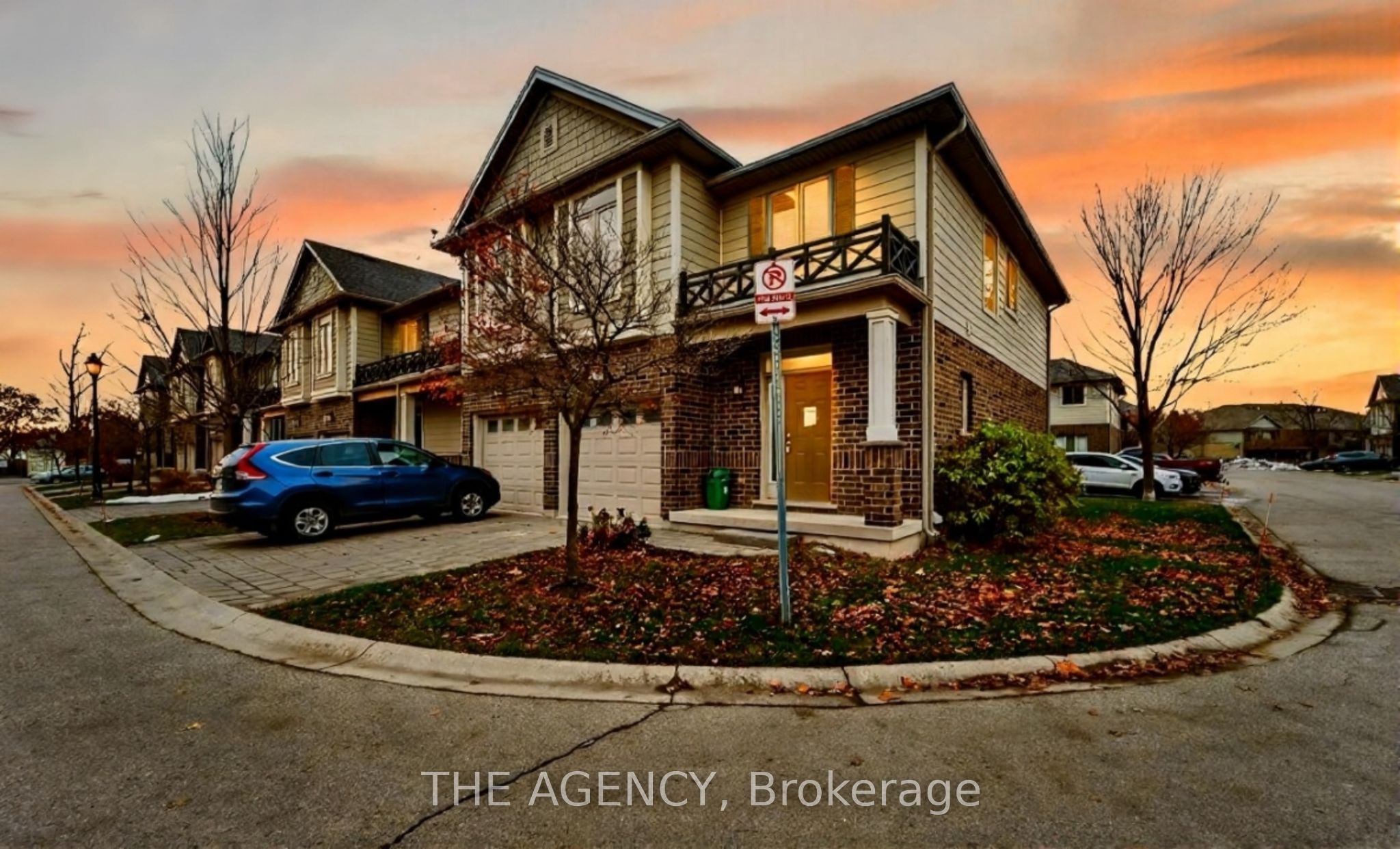 Photo of Listing #X12550206