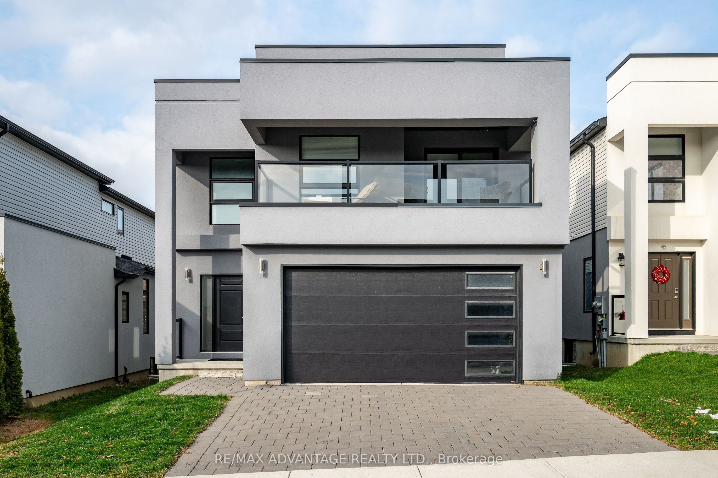 Photo of Listing #X12577686