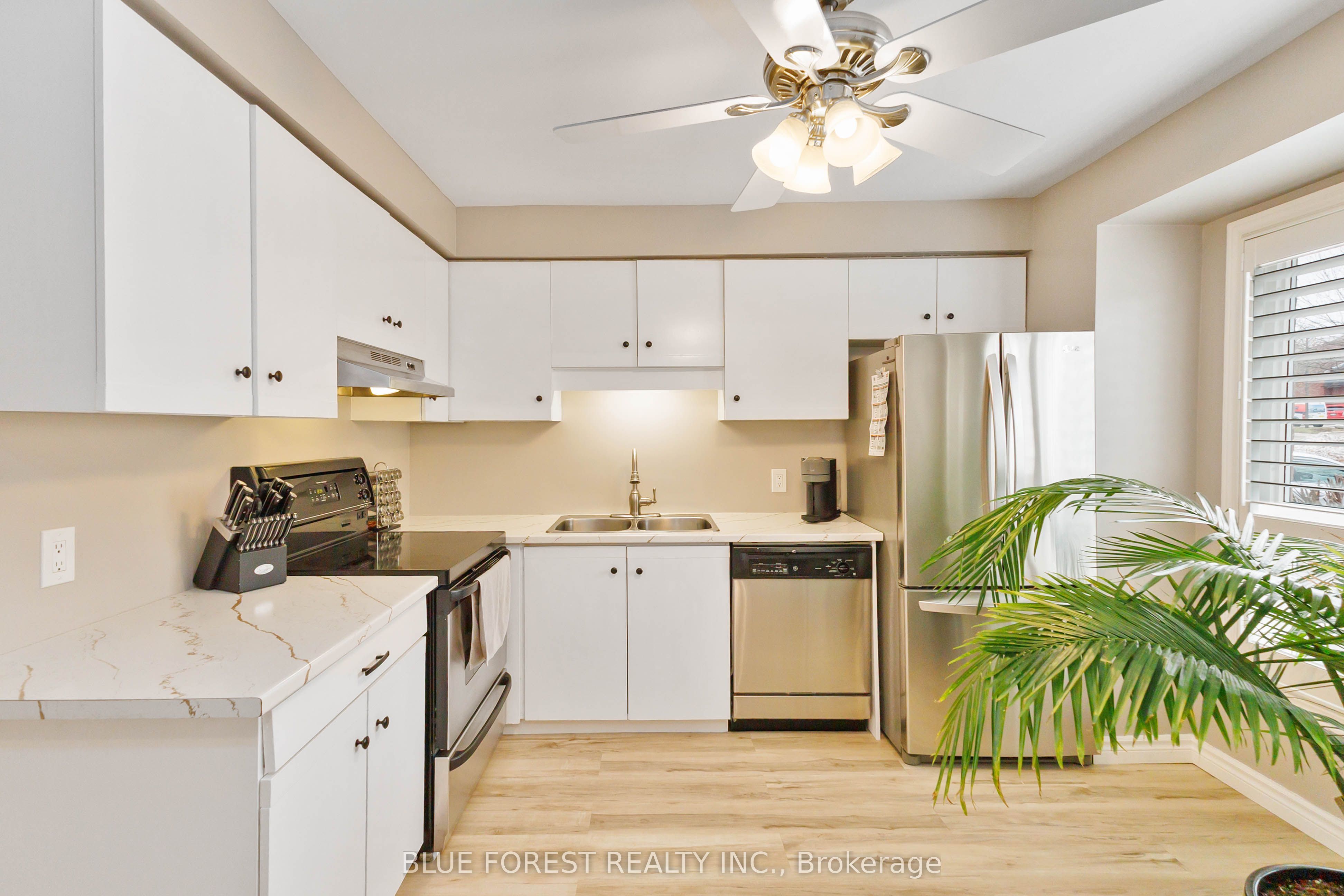 Photo of Listing #X12608080