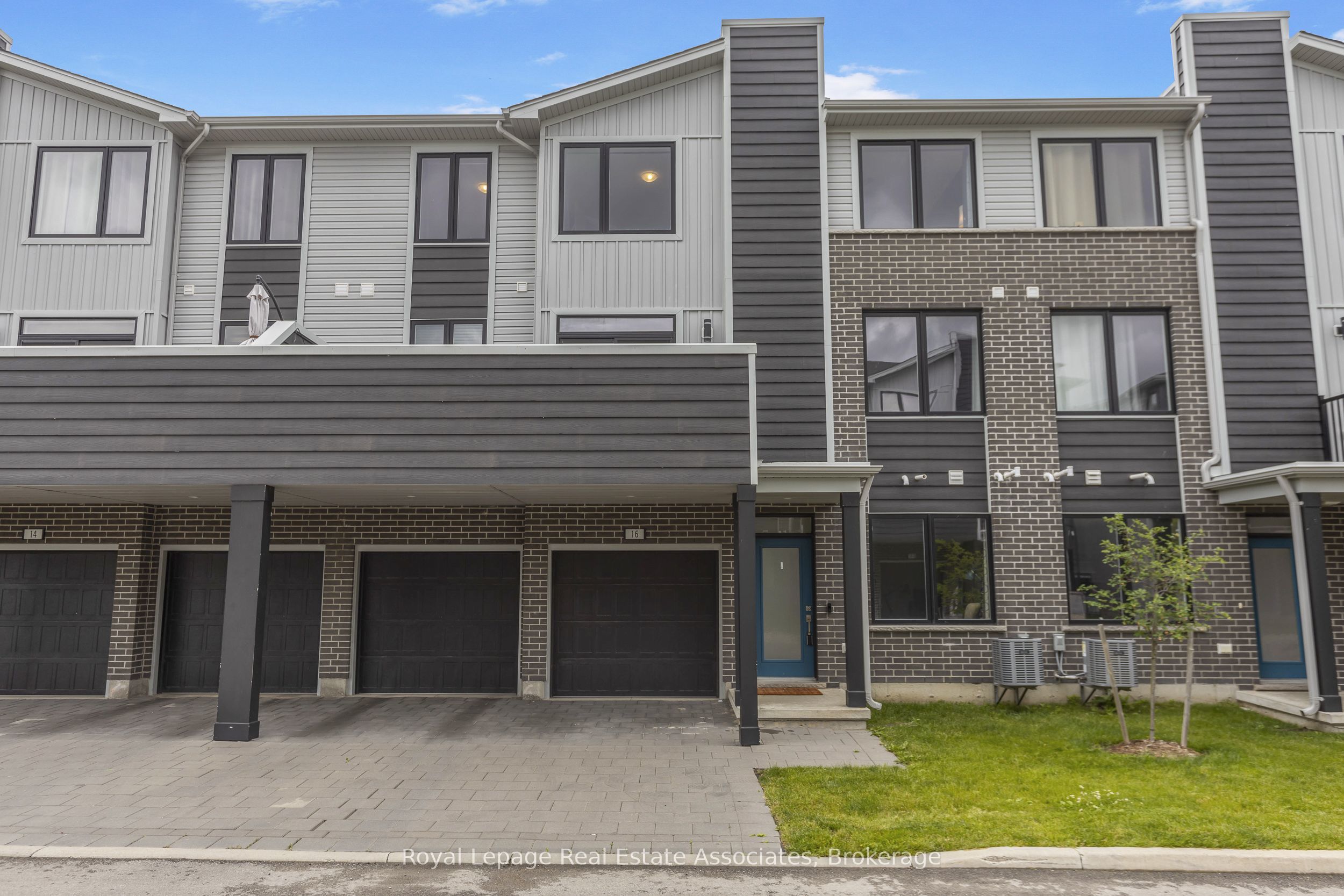 Photo of Listing #X12614960