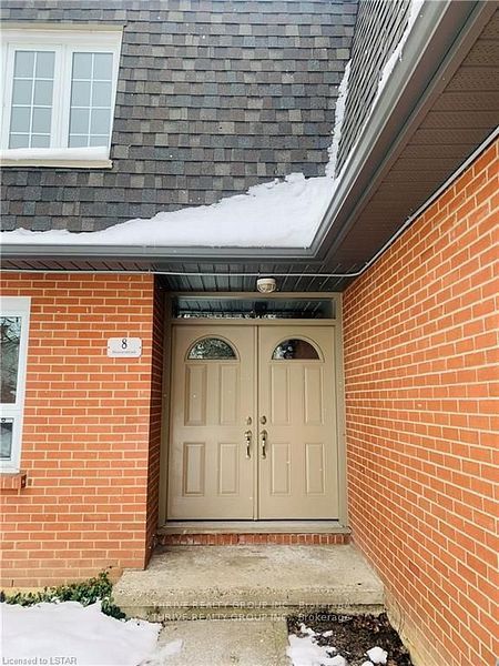 Photo of Listing #X12615294