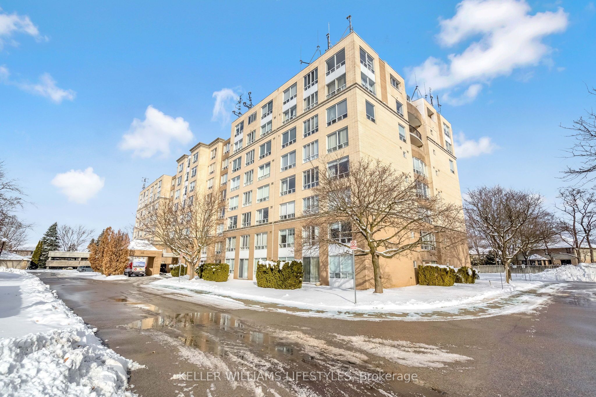 Photo of Listing #X12629434