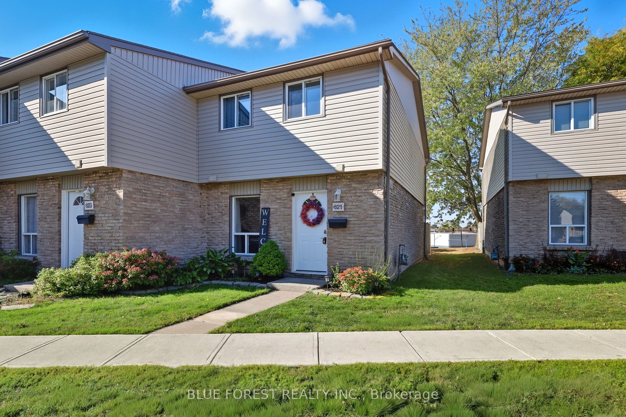 Photo of Listing #X12680566