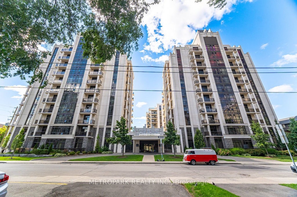 85 Robinson Street 102, Hamilton