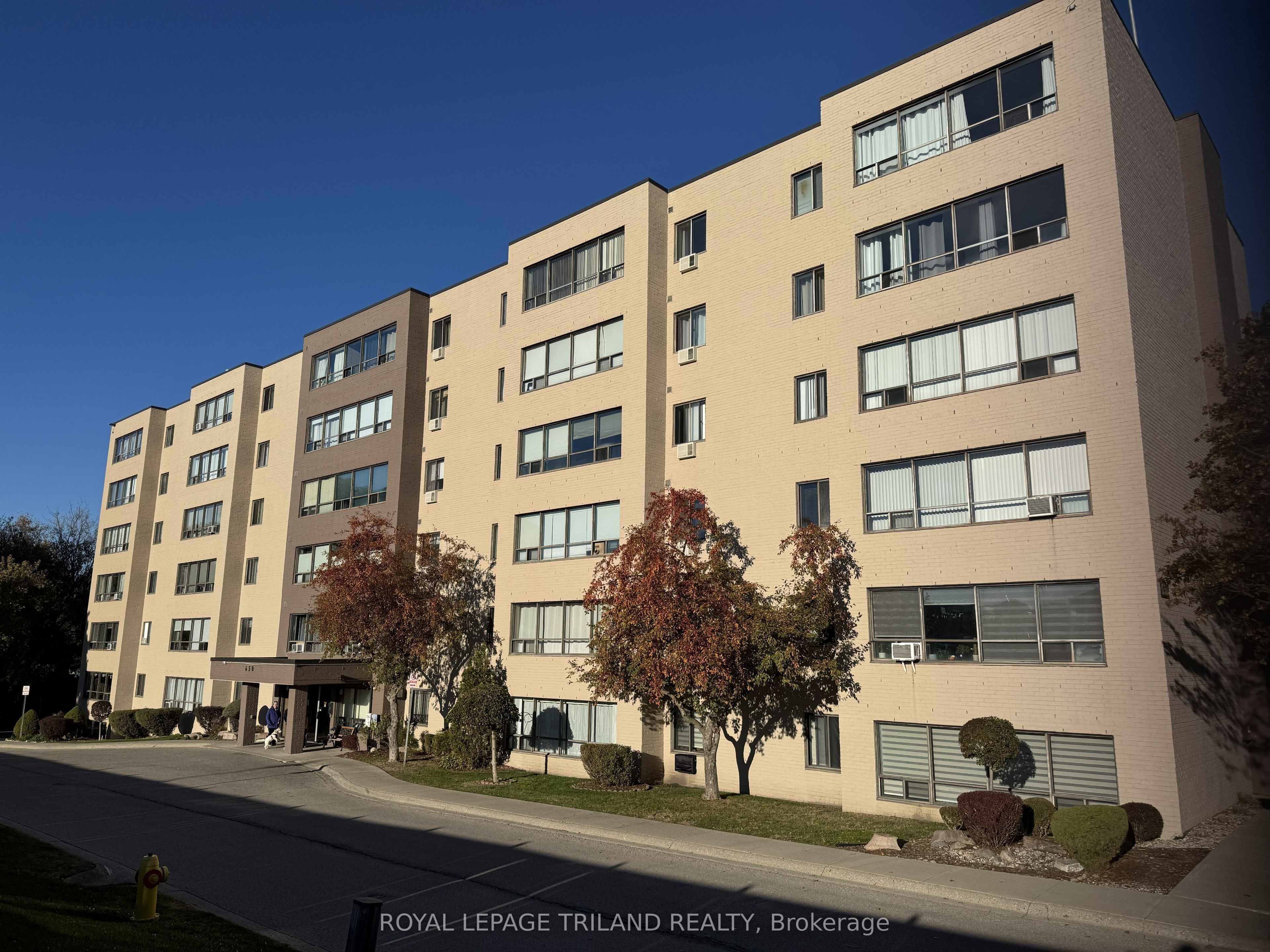 Photo of Listing #X12725992