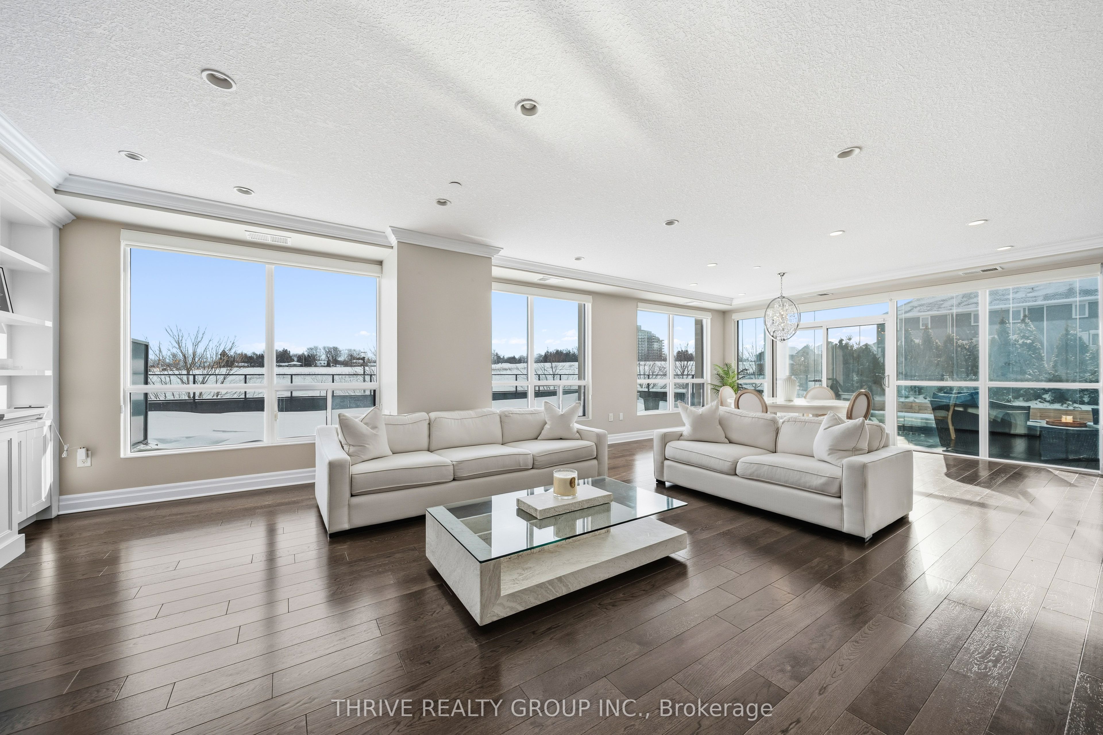 Photo of Listing #X12735472