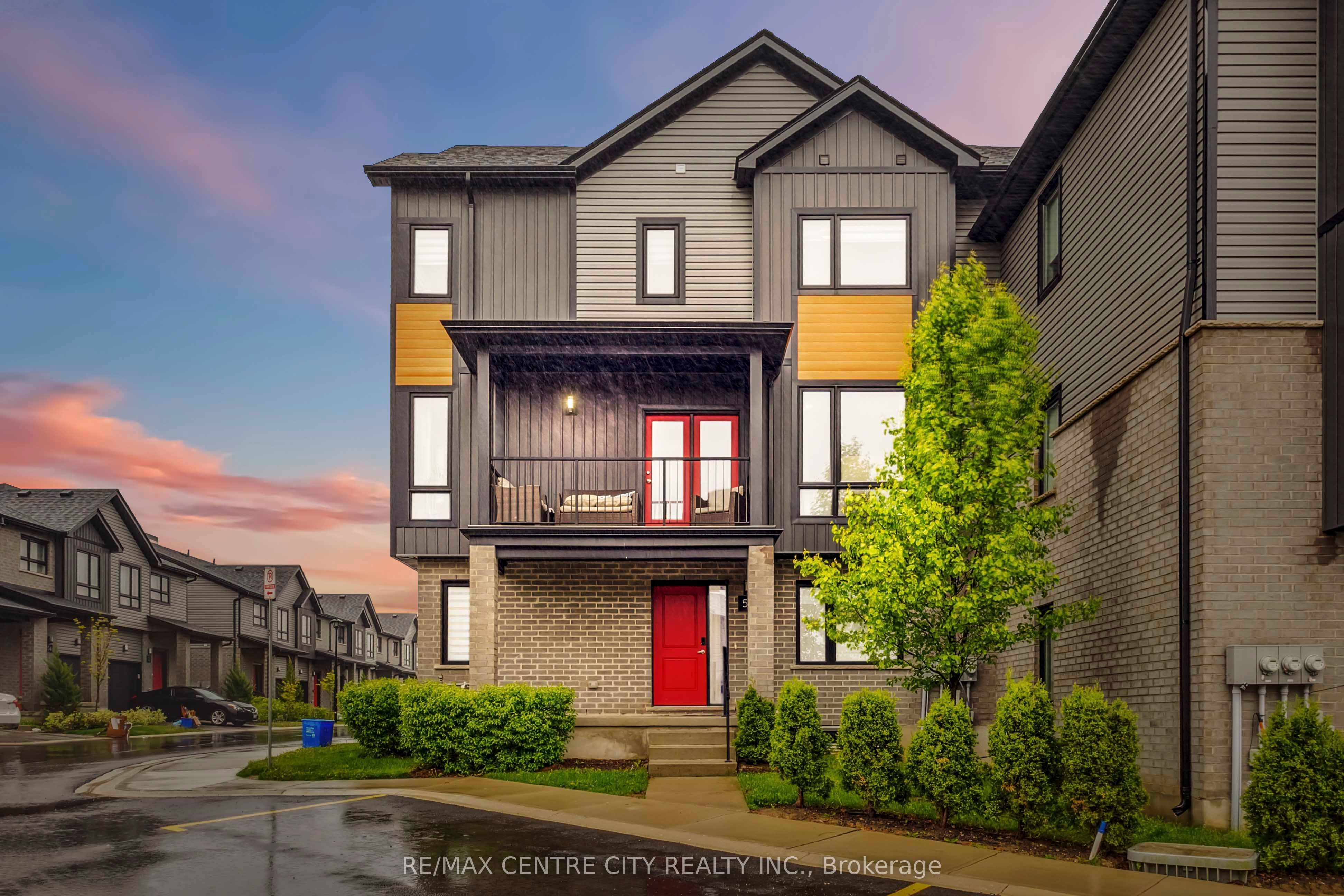 Photo of Listing #X12739936