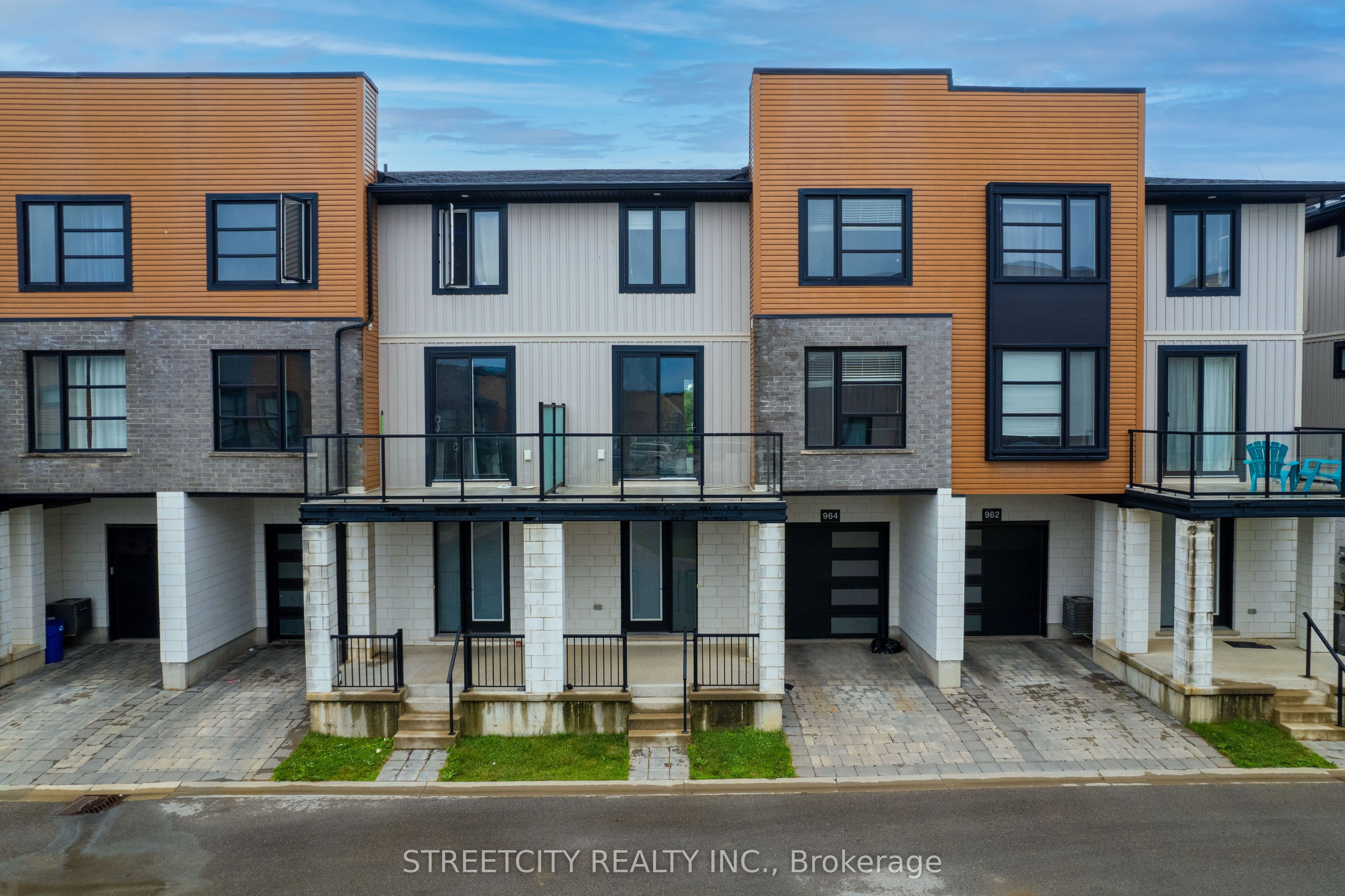 Photo of Listing #X12760804