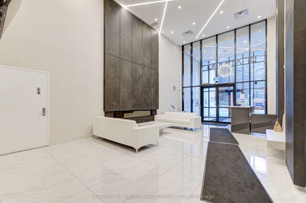 15 Queen Street S 1009, Hamilton