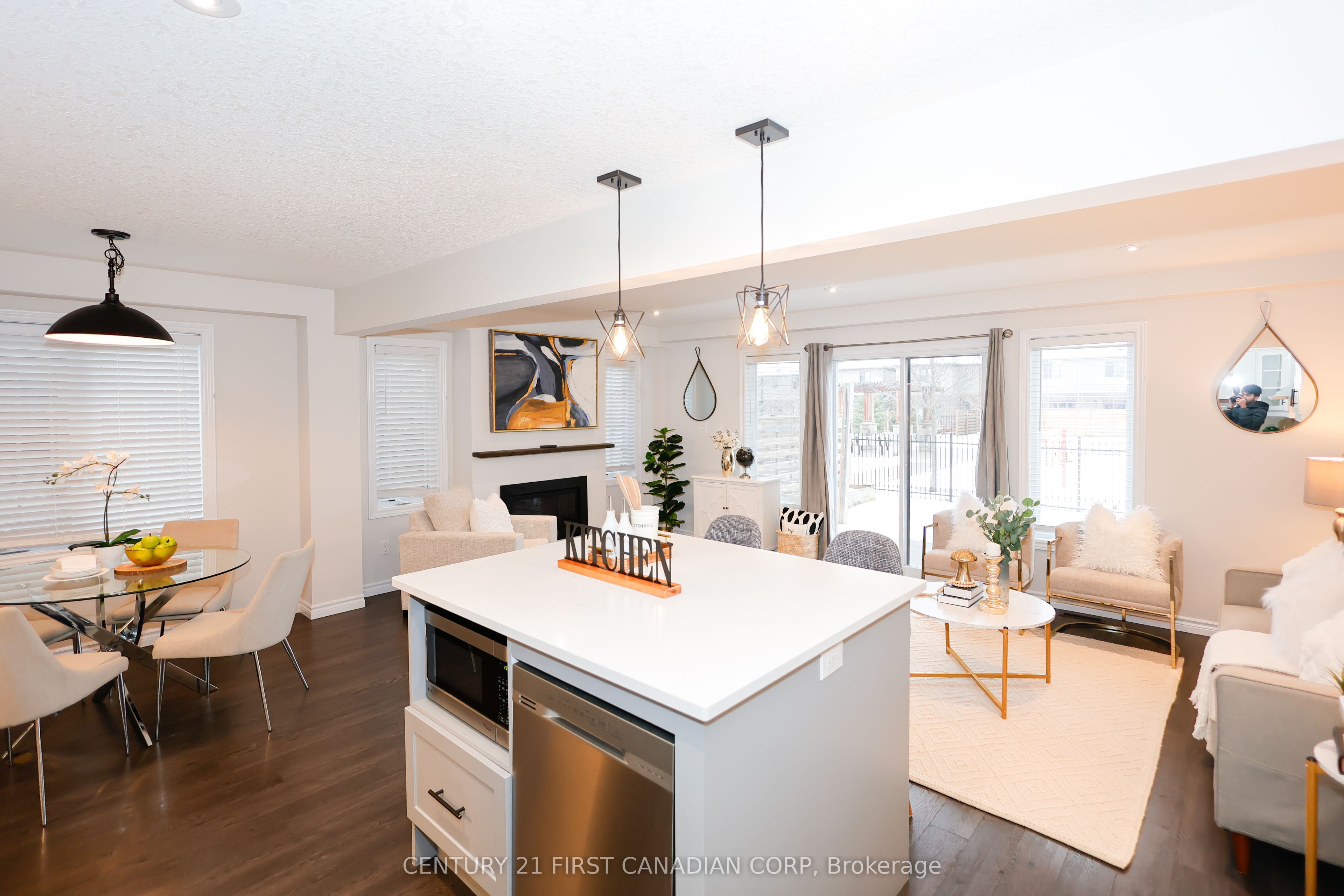 Photo of Listing #X12775980