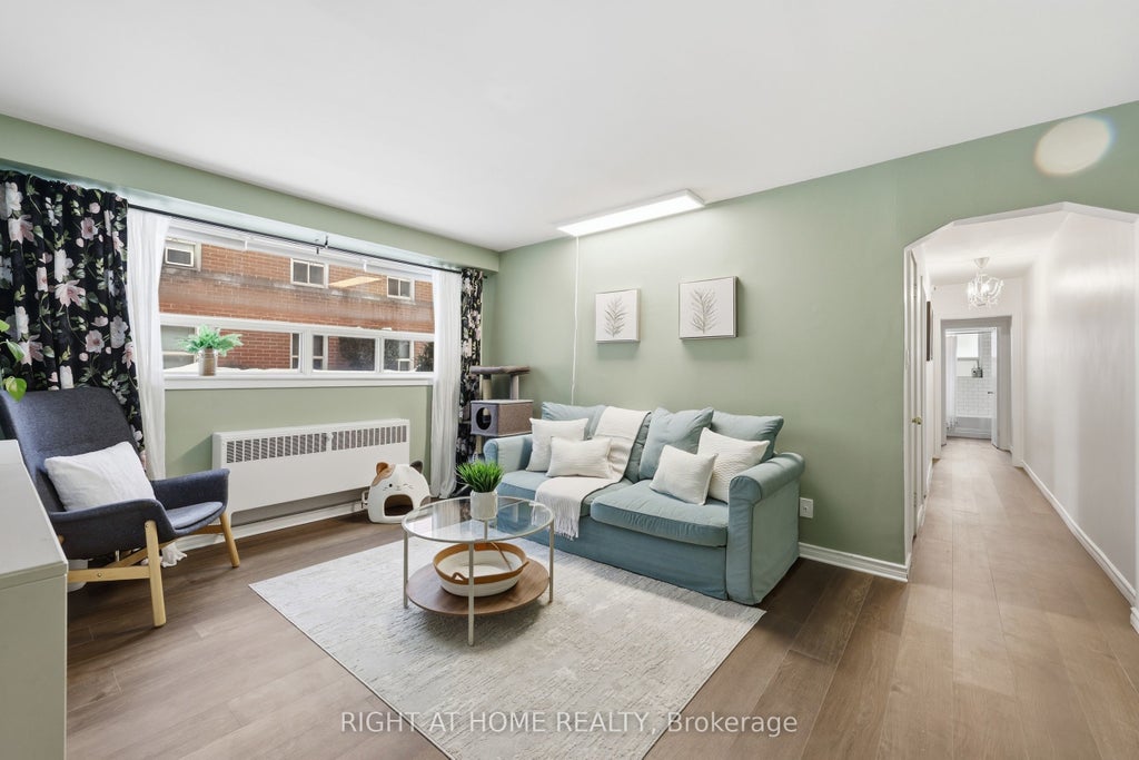 223 Macnab Street S 11, Hamilton