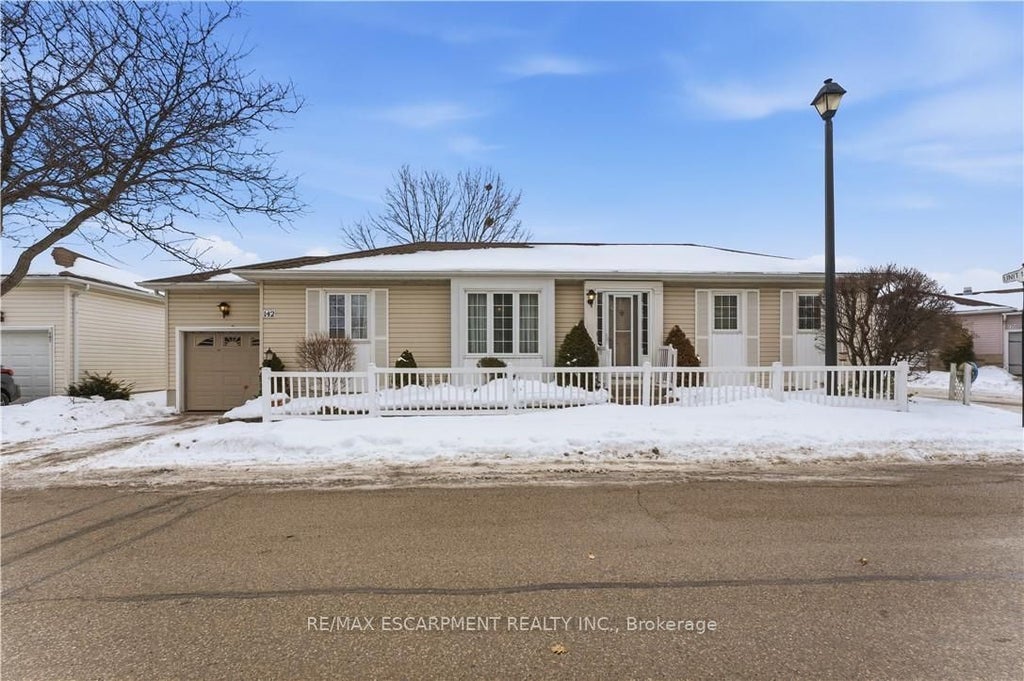 142 Silverbirch Avenue, Hamilton