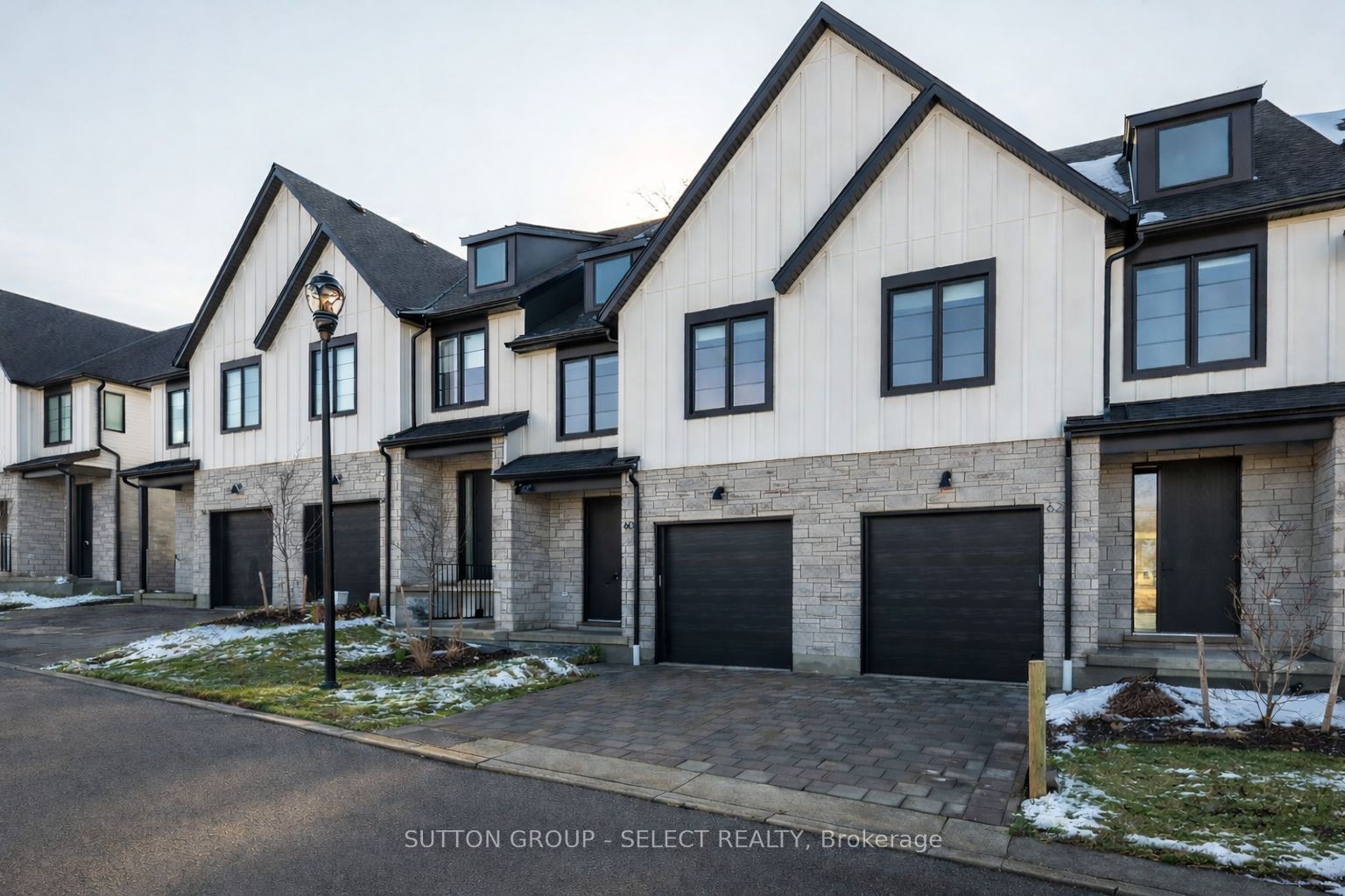 Photo of Listing #X12801272