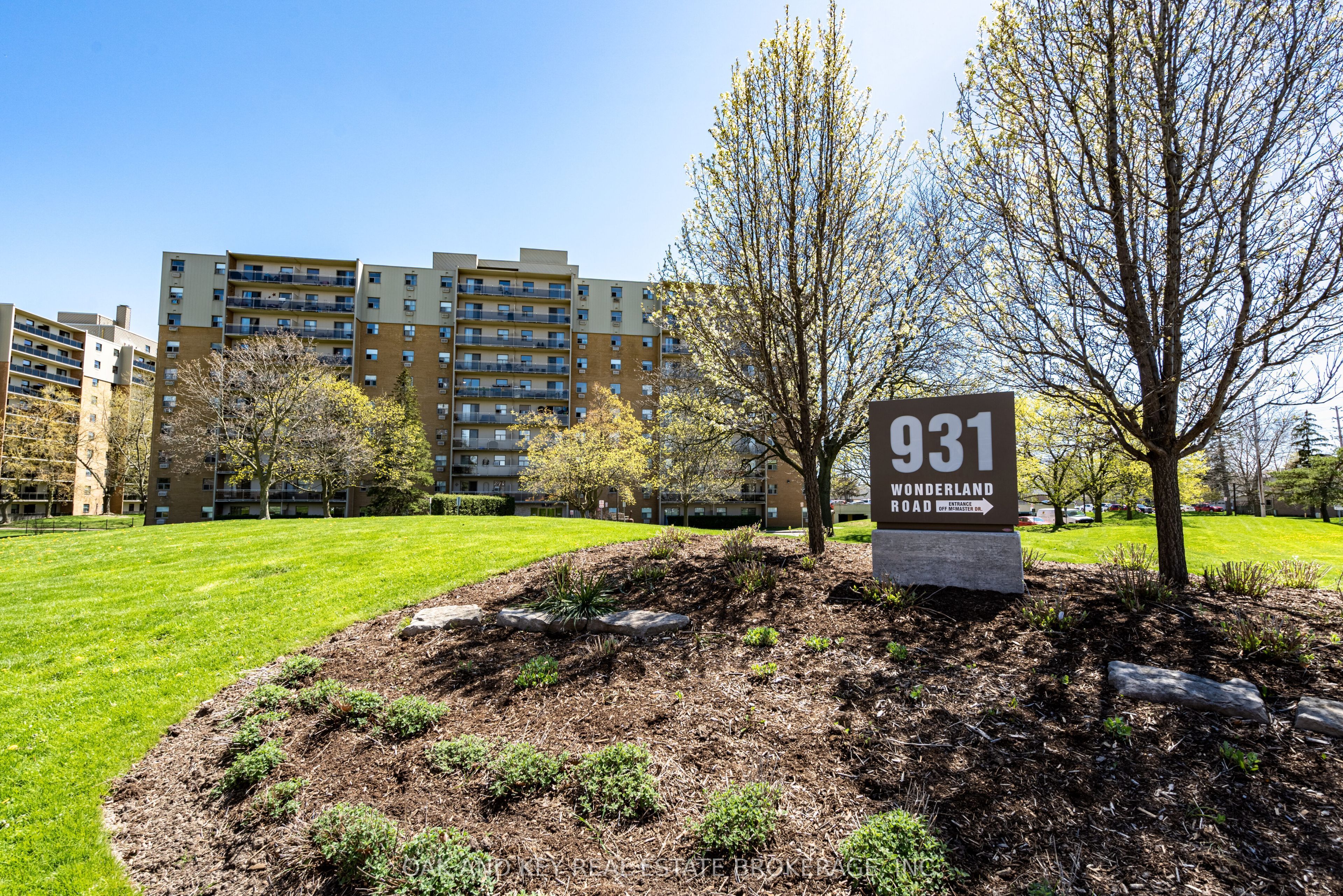 Photo of Listing #X12827434