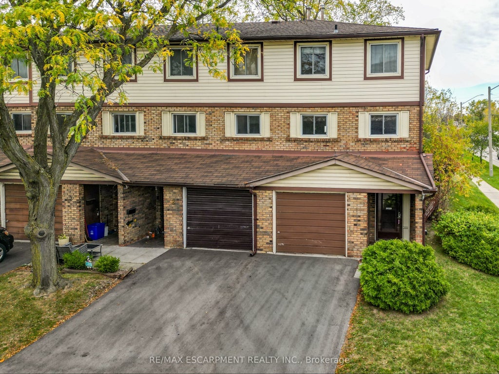 34 Bow Valley Drive 1, Hamilton
