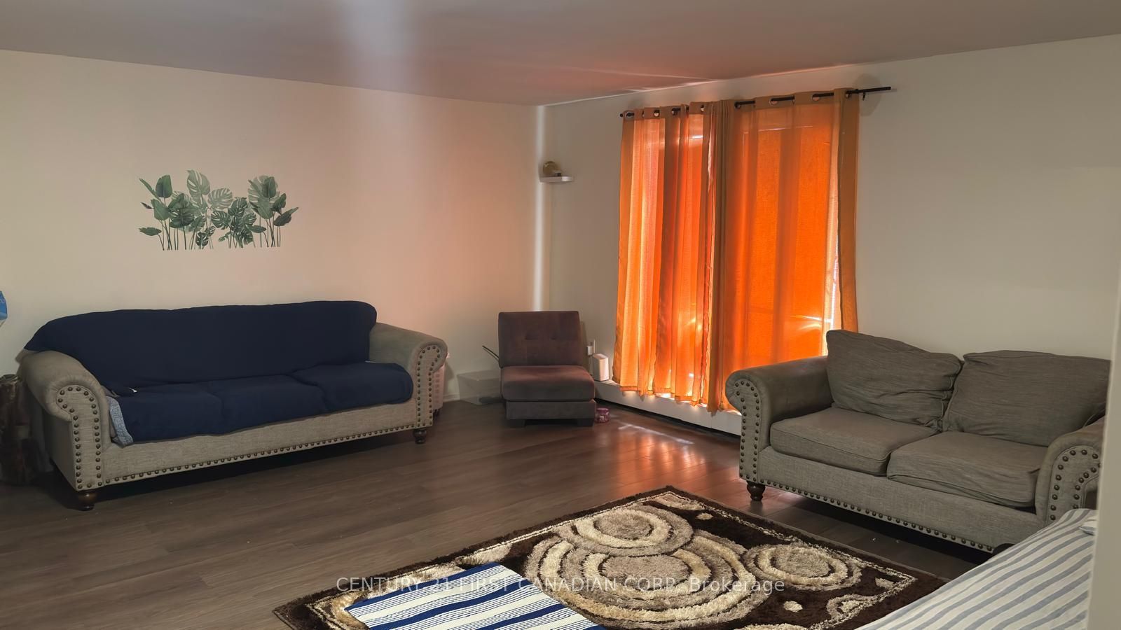 Photo of Listing #X12846124