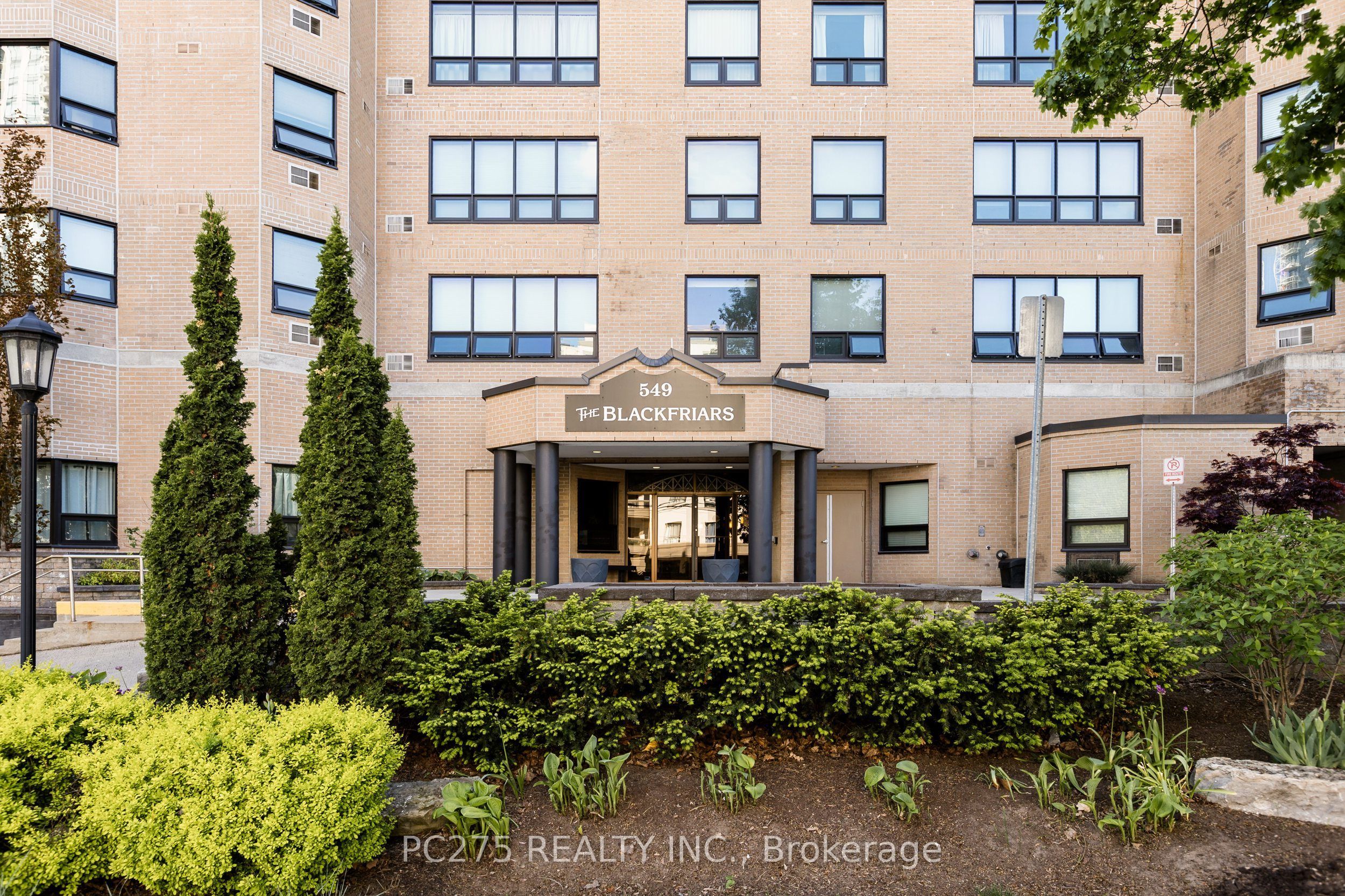 Photo of Listing #X12856544