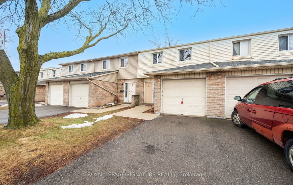 262 Kenora Avenue 2, Hamilton