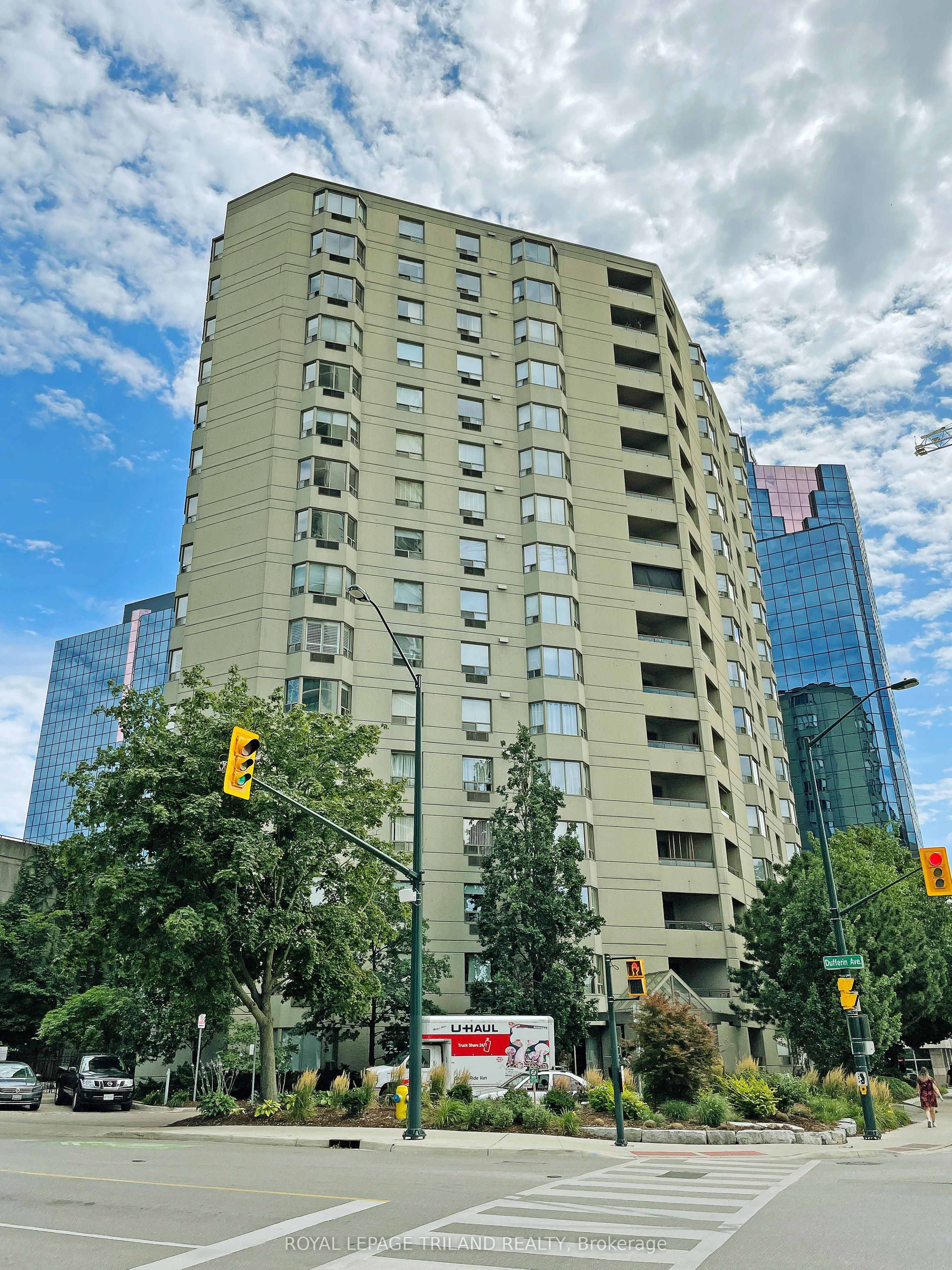 Photo of Listing #X12866516