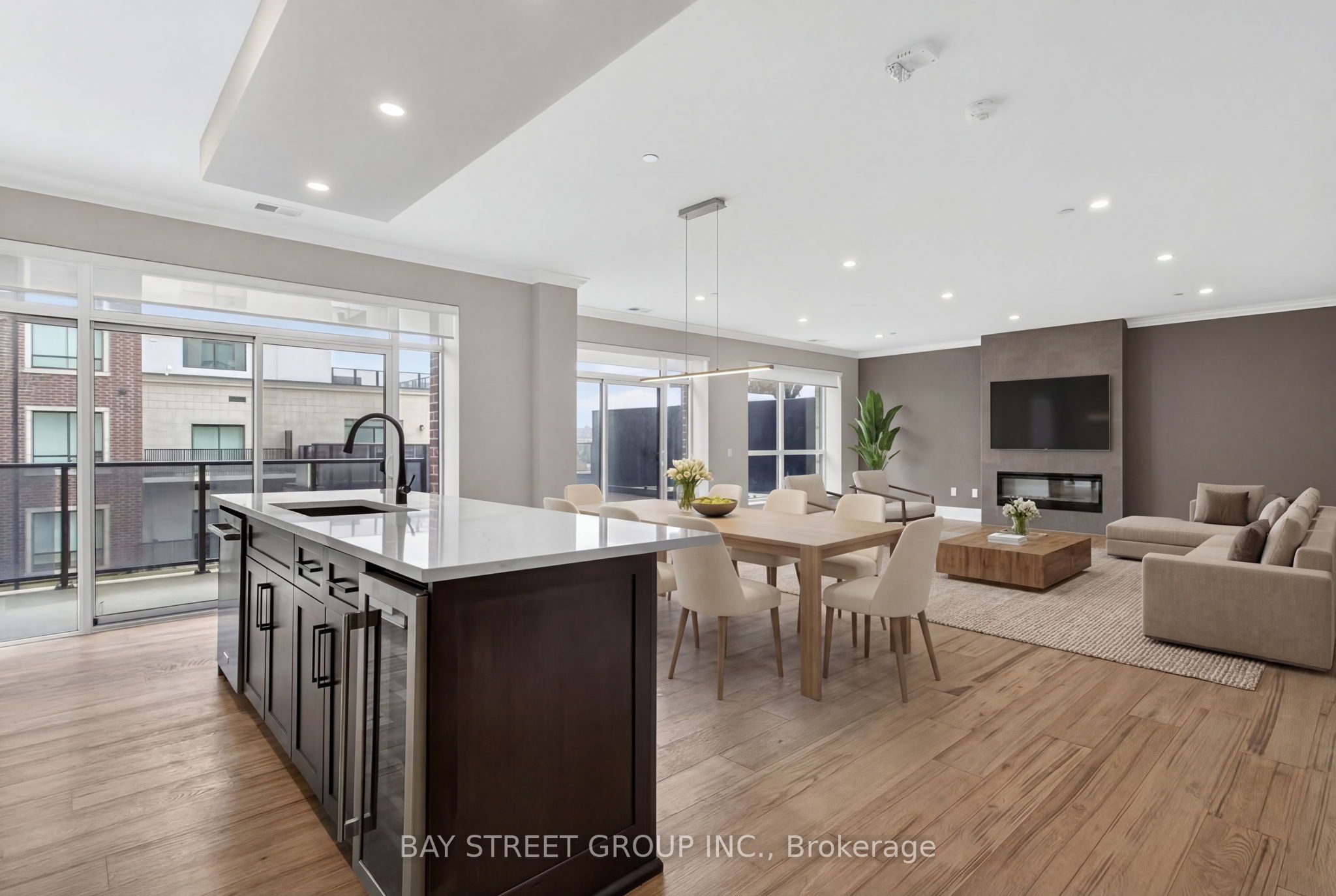 Photo of Listing #X12866844