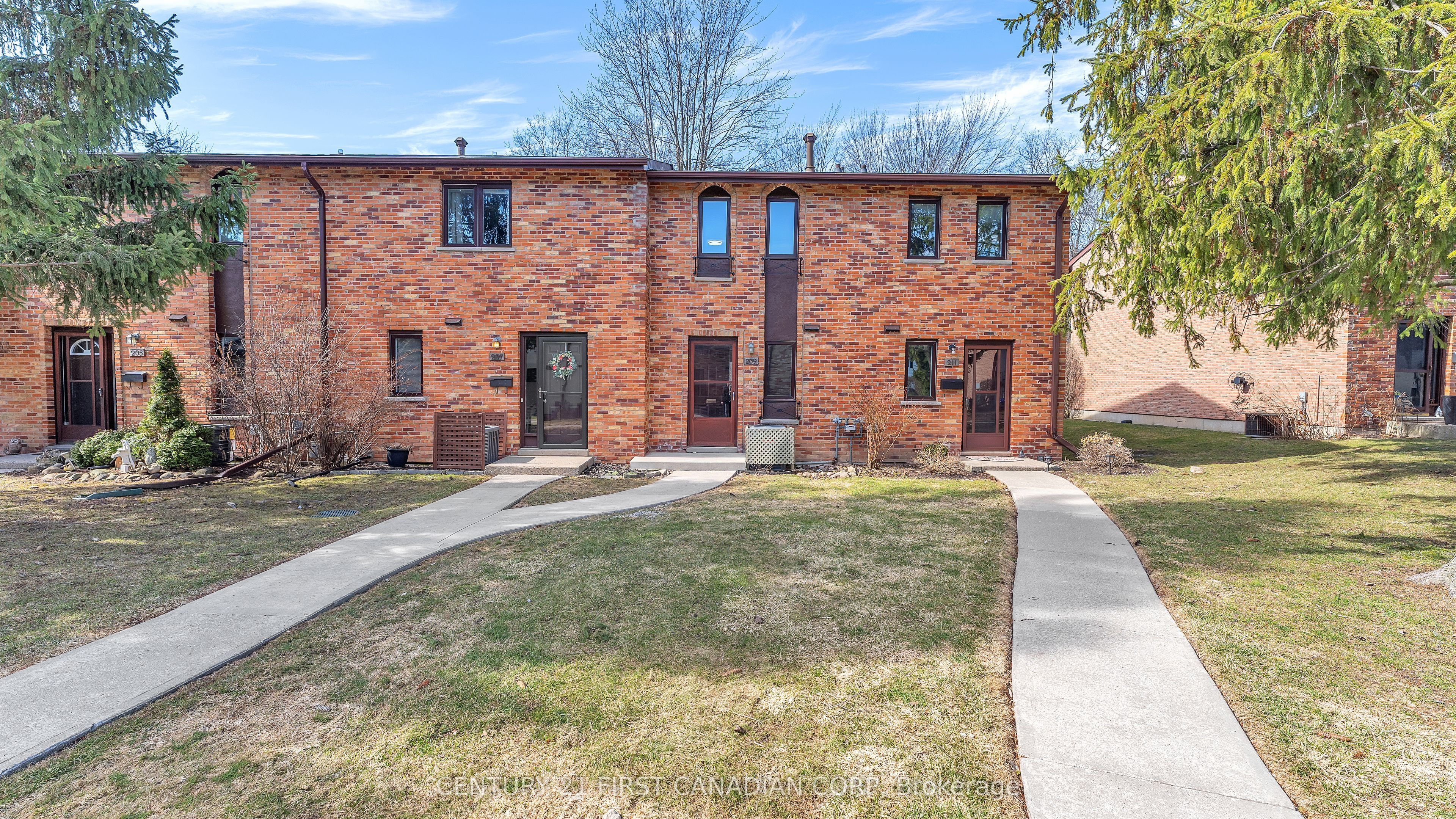 Photo of Listing #X12871450