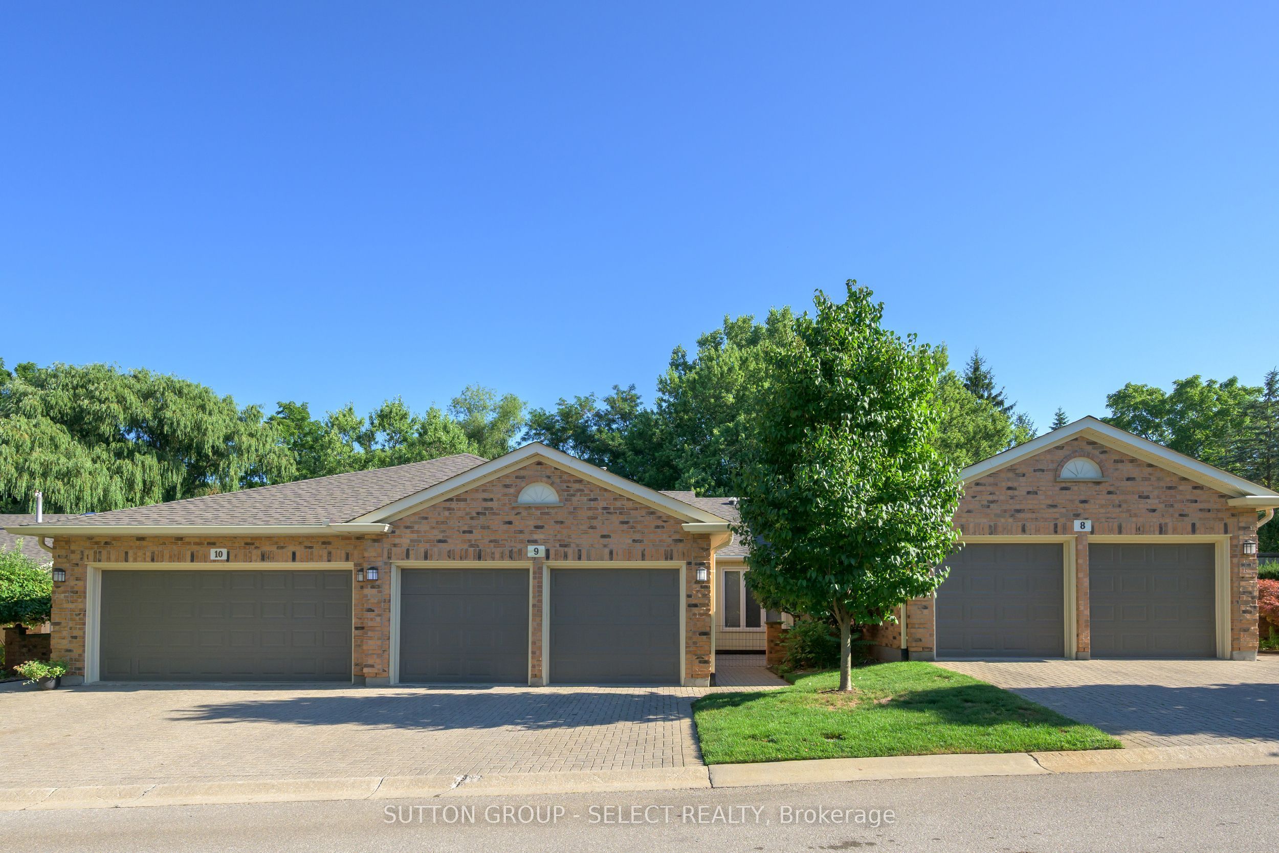 Photo of Listing #X12880106