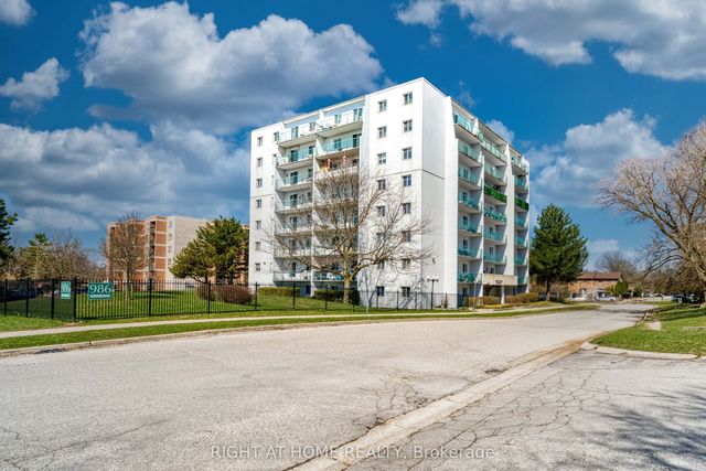 Photo of Listing #X12989410