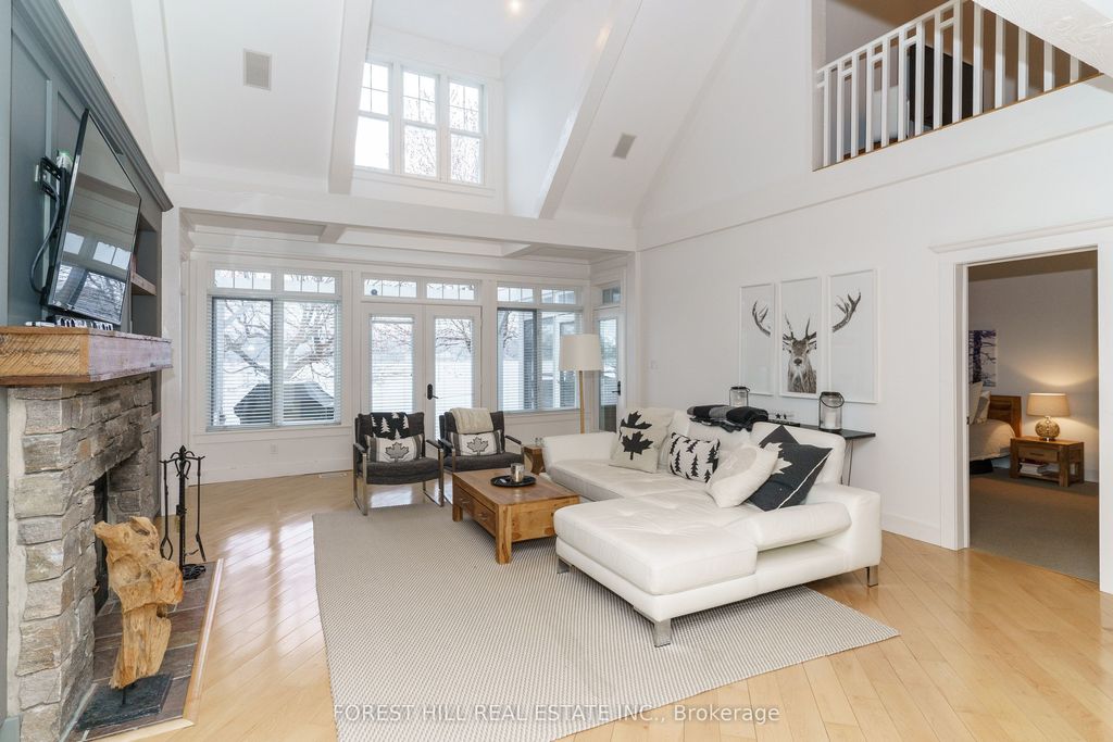 1131 Elgin House Road 2, Muskoka Lakes