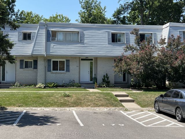 Photo of Listing #X13558090