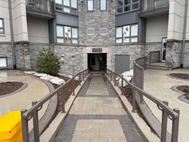 Photo of Listing #X13615904