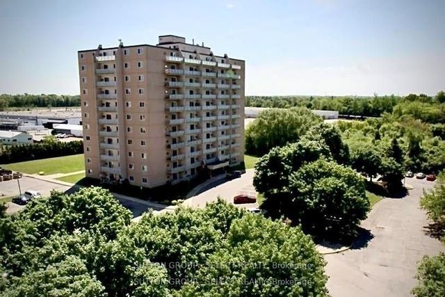 Photo of Listing #X13625892