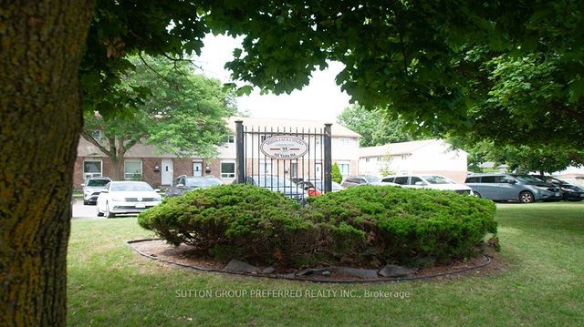 Photo of Listing #X13650576