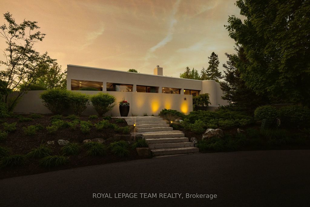 14 Kanata Rockeries Private, Kanata