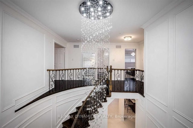 267 Hidden Trail, Toronto C07