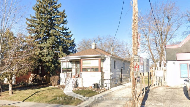 12 Connaught Avenue, Toronto C07