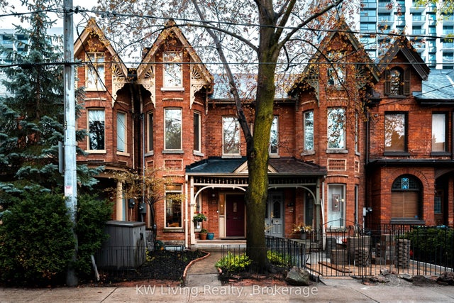 114 Seaton Street, Toronto C08