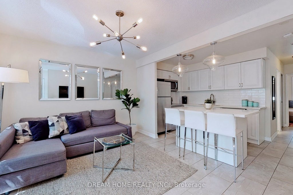 61 Cameron Street Unit B, Toronto C01