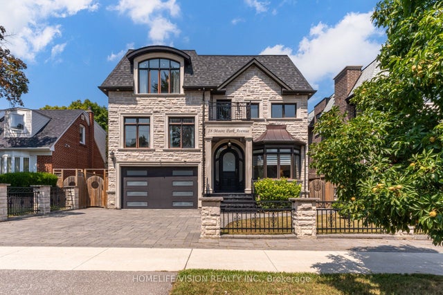 28 Moore Park Avenue, Toronto C07