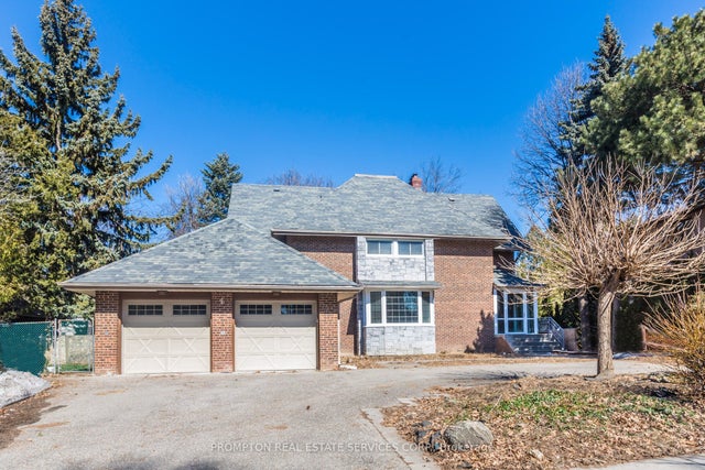 4 Sagewood Drive, Toronto C13