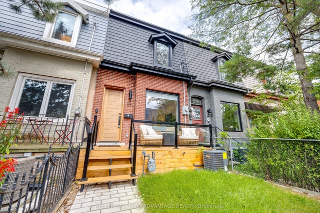 56 Foxley Street, Toronto C01