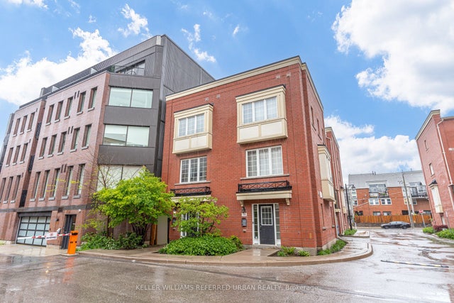 68 Raffeix Lane, Toronto C08