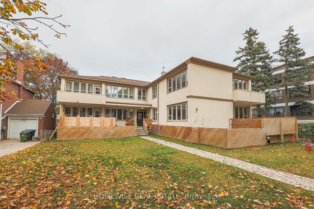 8 Ridge Hill Drive 4, Toronto C04