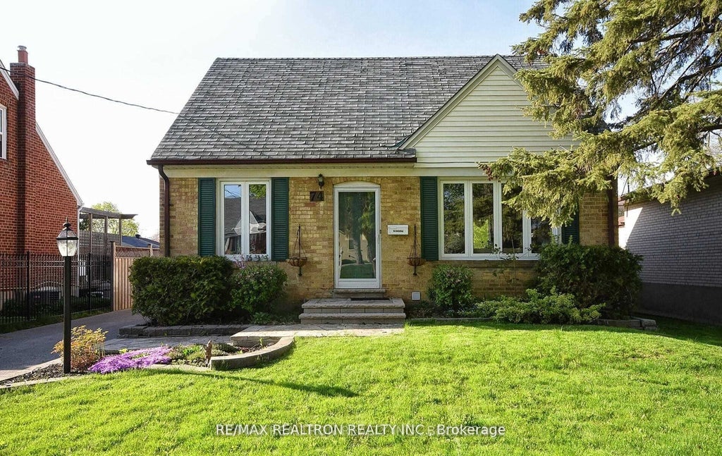 74 Goulding Avenue, Toronto C07