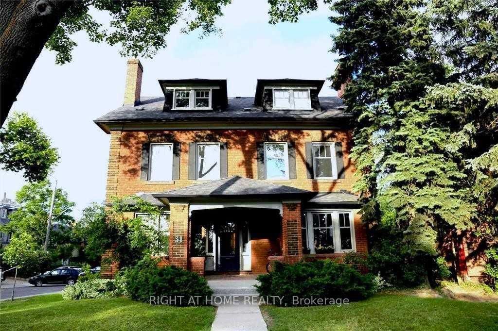 31 Oriole Parkway 2nd Flr, Toronto C02