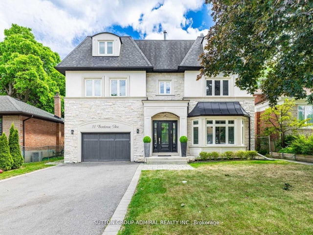 11 Frontenac Avenue, Toronto C04