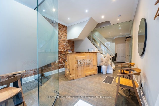 502 King Street E, Toronto C08