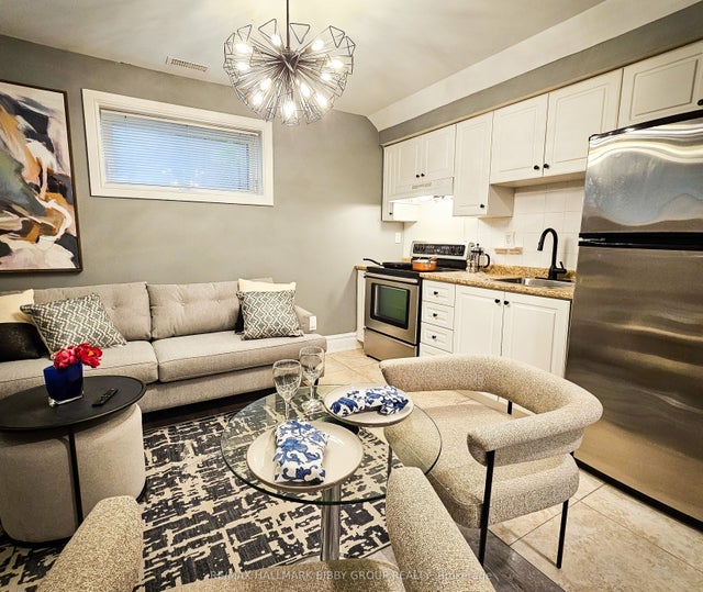 22 Roberta Drive Basement 1, Toronto C04