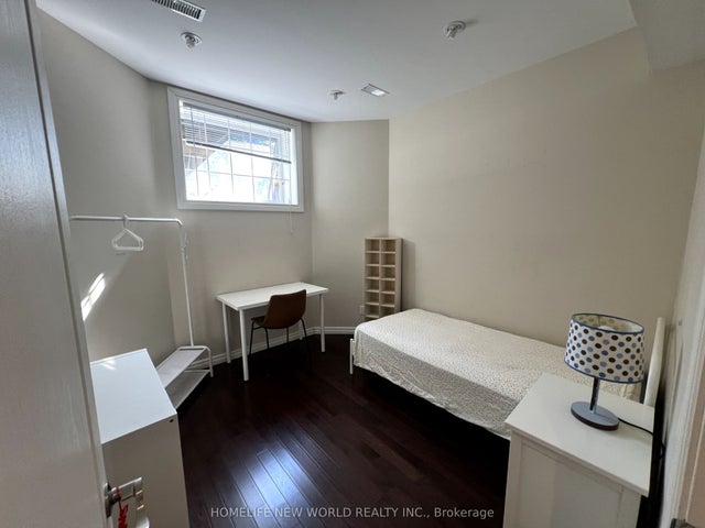 Lower Of 181 Norton Avenue, Toronto C14
